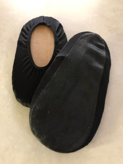 T153 - Booties (pair) - Image 6