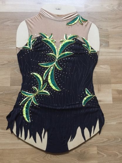 C220 - Black Solo Costume with Leaves - Image 3