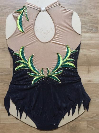 C220 - Black Solo Costume with Leaves - Image 4